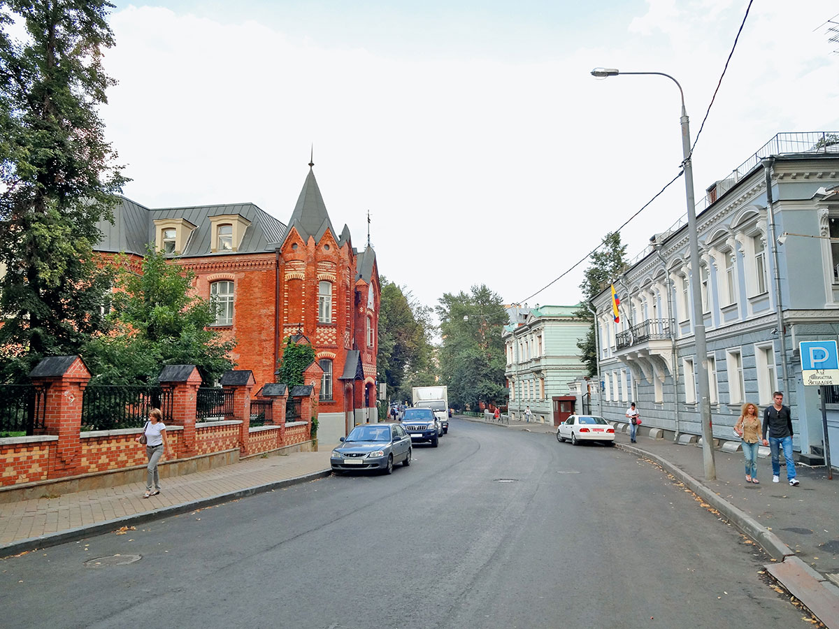 Столица олега. Евангелического приюта в Гороховском переулке. Гороховский переулок 17 школа акварели. Гороховский переулок Москва. Улица Полонского Рязань.